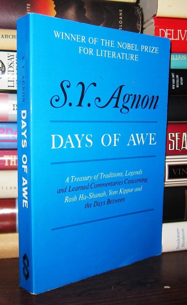 Item #44589 DAYS OF AWE. Shmuel Yosef Agnon.