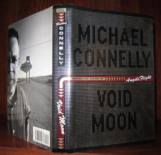 Item #47913 VOID MOON. Michael Connelly