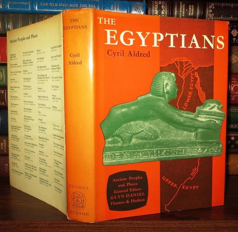 Item #61888 THE EGYPTIANS Ancient Peoples and Places. Cyril Aldred.