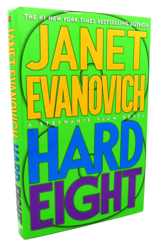 Item #97427 HARD EIGHT. Janet Evanovich.