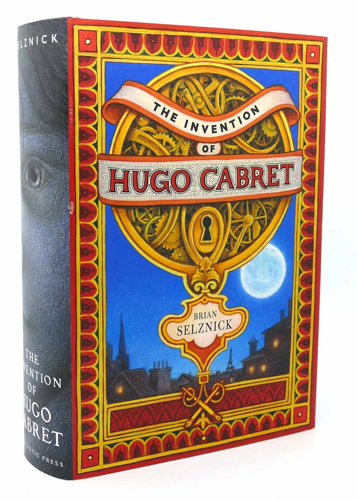 Item #116457 THE INVENTION OF HUGO CABRET. Brian Selznick.