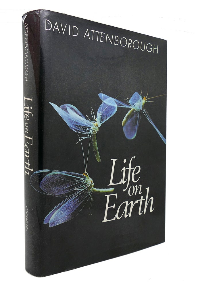 Item #126294 LIFE ON EARTH A Natural History. David Attenborough.