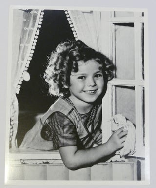 Item #134478 SHIRLEY TEMPLE PHOTO cleaning window. Shirley Temple