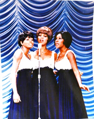 Item #142637 THE SUPREMES PHOTO 8'' x 10'' inch Photograph. Diana Ross The Supremes