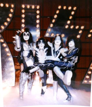 Item #142828 KISS BAND PHOTO 8'' x 10'' inch Photograph. Kiss