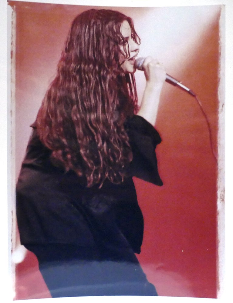 Item #142923 ALANIS MORISSETTE SINGING PHOTO; 8'' x 10'' inch Photograph. Alanis Morissette.