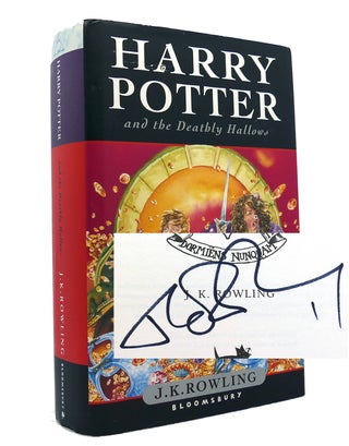 HARRY POTTER AND THE DEATHLY HALLOWS Signed 1st UK. J. K. Rowling.