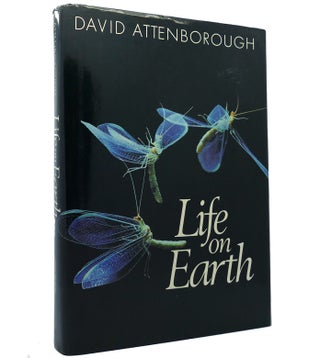 Item #152738 LIFE ON EARTH : A NATURAL HISTORY. David Attenborough