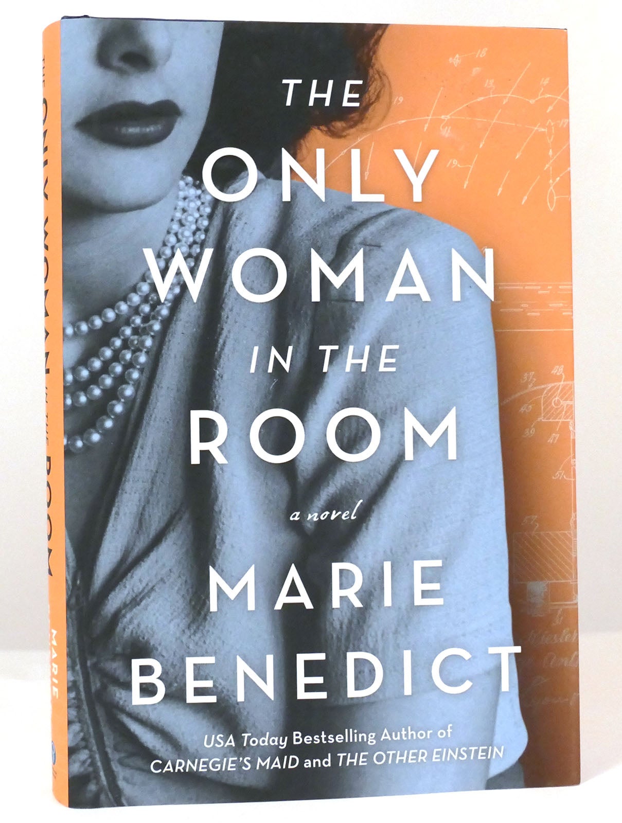 The Only Woman in the Room: A Novel : Benedict, Marie