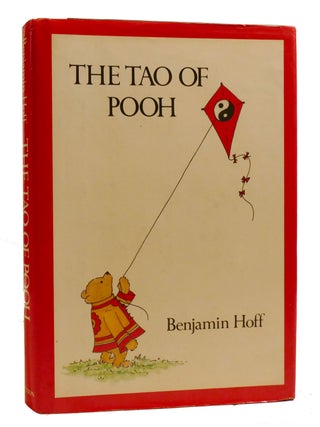 Item #209068 THE TAO OF POOH. Benjamin Hoff