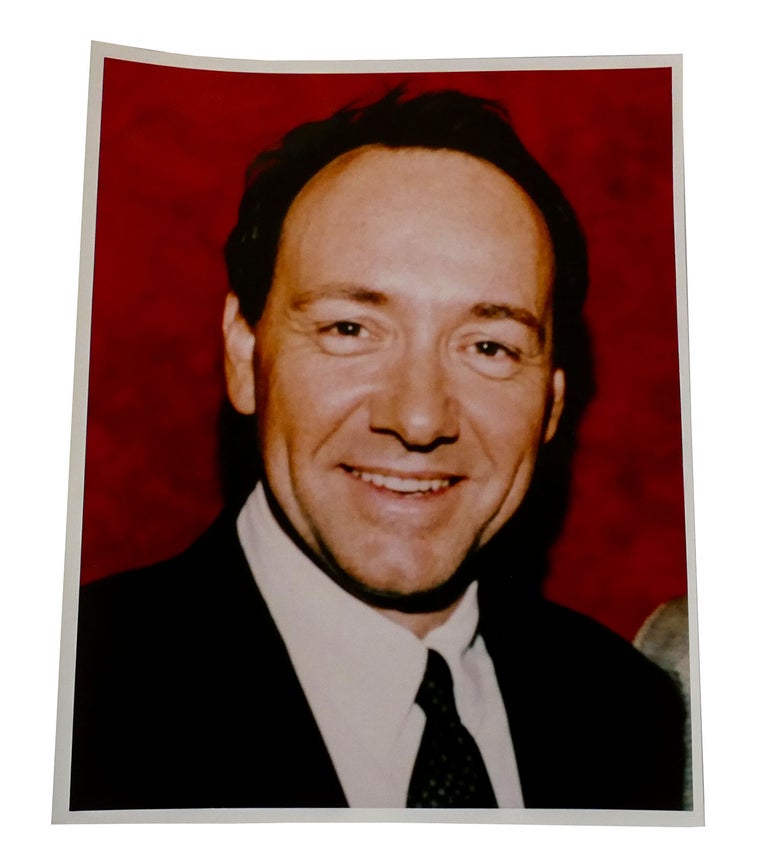 Item #301886 KEVIN SPACEY PHOTO 8'' X 10'' Inch Photograph. Kevin Spacey.
