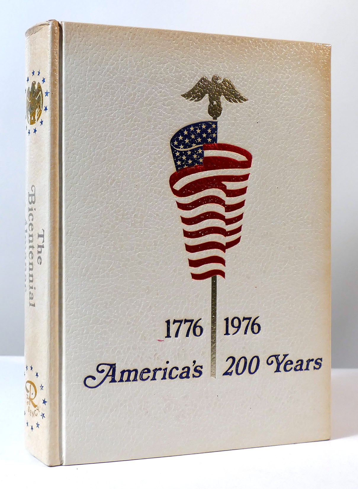 THE BICENTENNIAL ALMANAC: 200 YEARS OF AMERICA 1776-1976 by Calvin D.  Linton on Rare Book Cellar