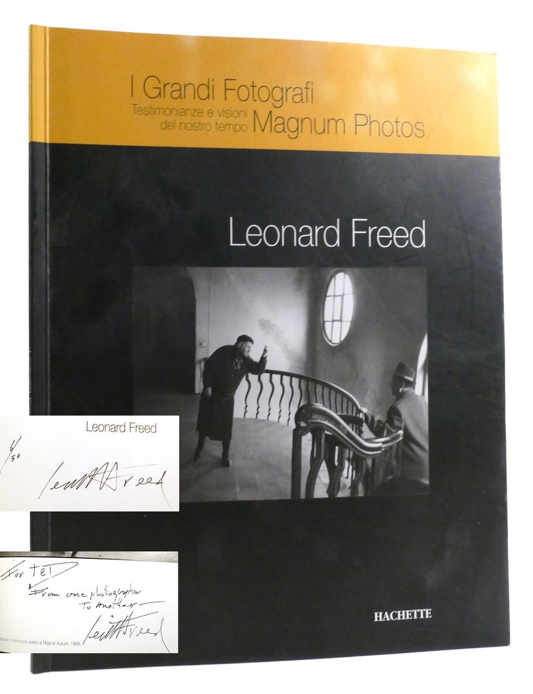 Item #322103 I GRANDI FOTOGRAFI MAGNUM PHOTOS; Testimonianze E Visioni Del Nostro Tempo Signed. Leonard Freed.