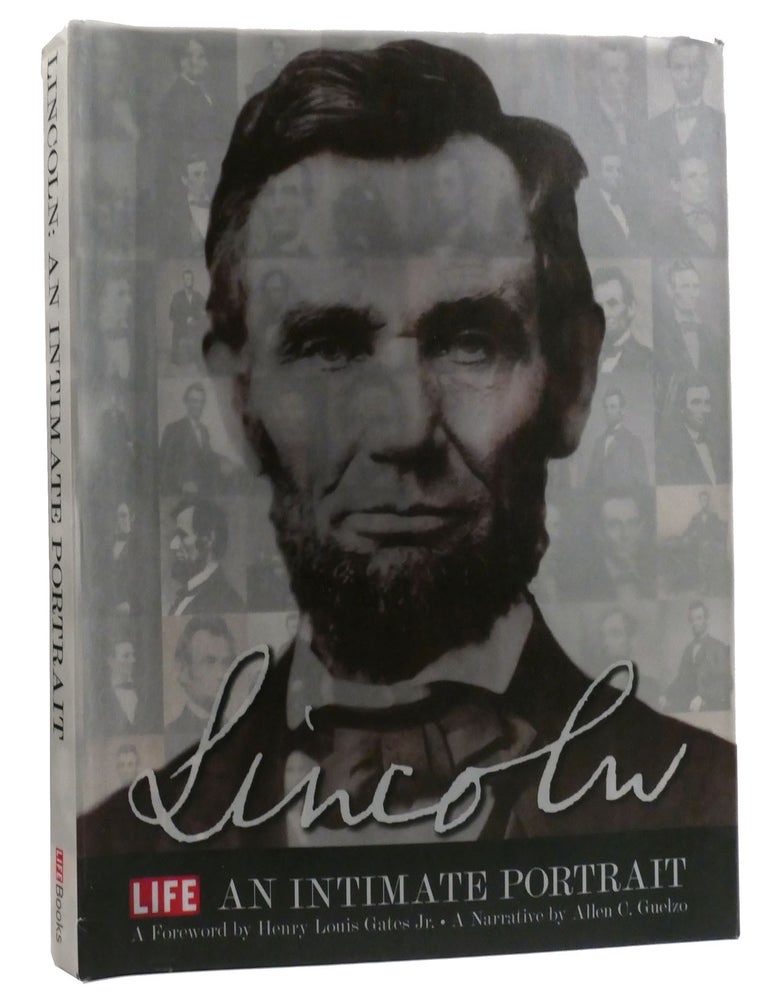 Item #327809 LINCOLN AN INTIMATE PORTRAIT. Allen C. Guelzo.