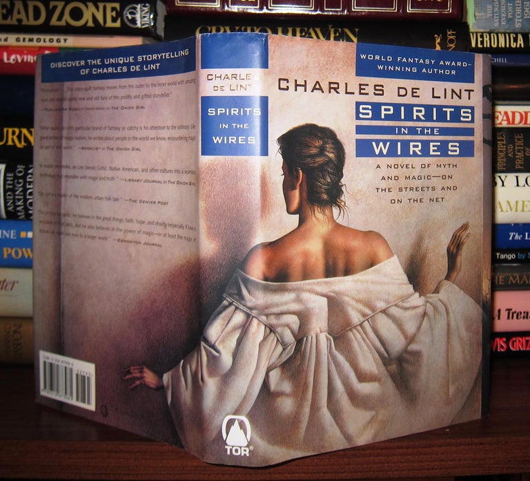 Item #47491 SPIRITS IN THE WIRES. Charles De Lint.